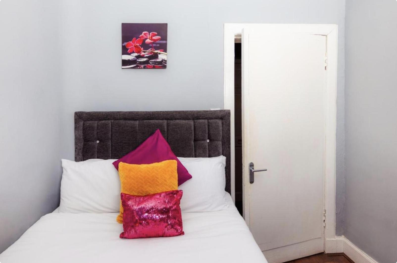 Warm Apartment By Holyrood Palace! Edinburg Exteriör bild